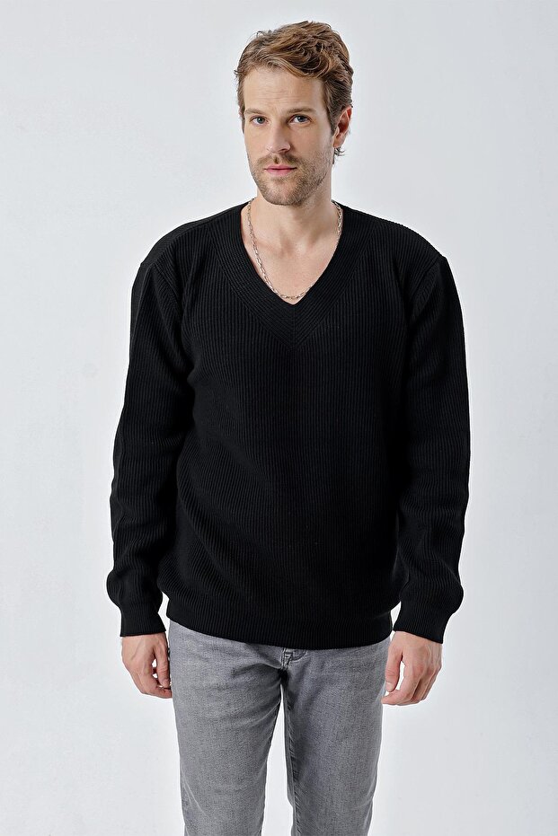 Men's Genova V-Neck Standard Fit Knitwear Sweater Black 24W209