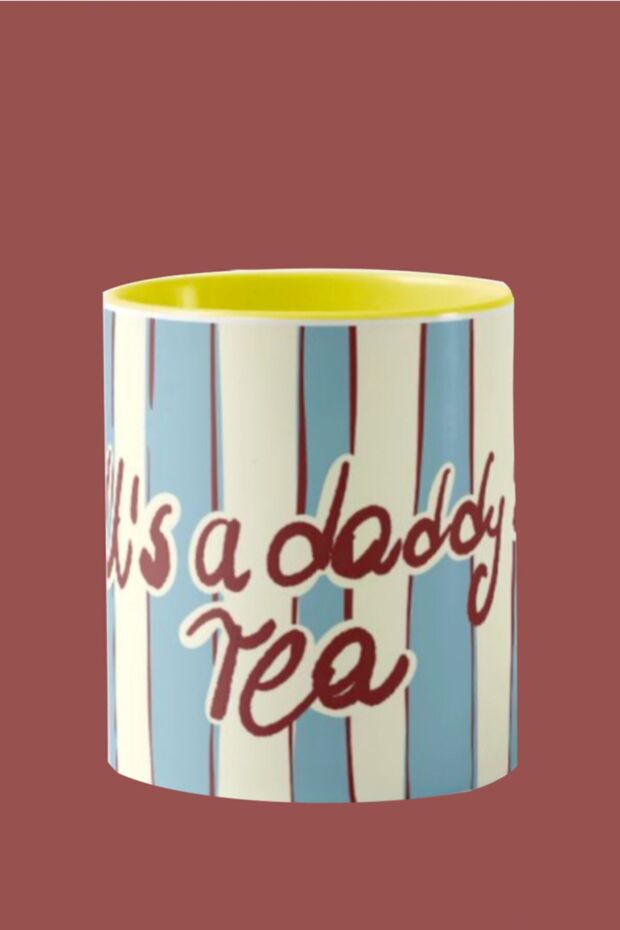 كوب "DADDY'S TEA" من سلسلة هيلو ميلودي - تصميم أصلي بطباعة رقمية مقاس 9.5×8 سم