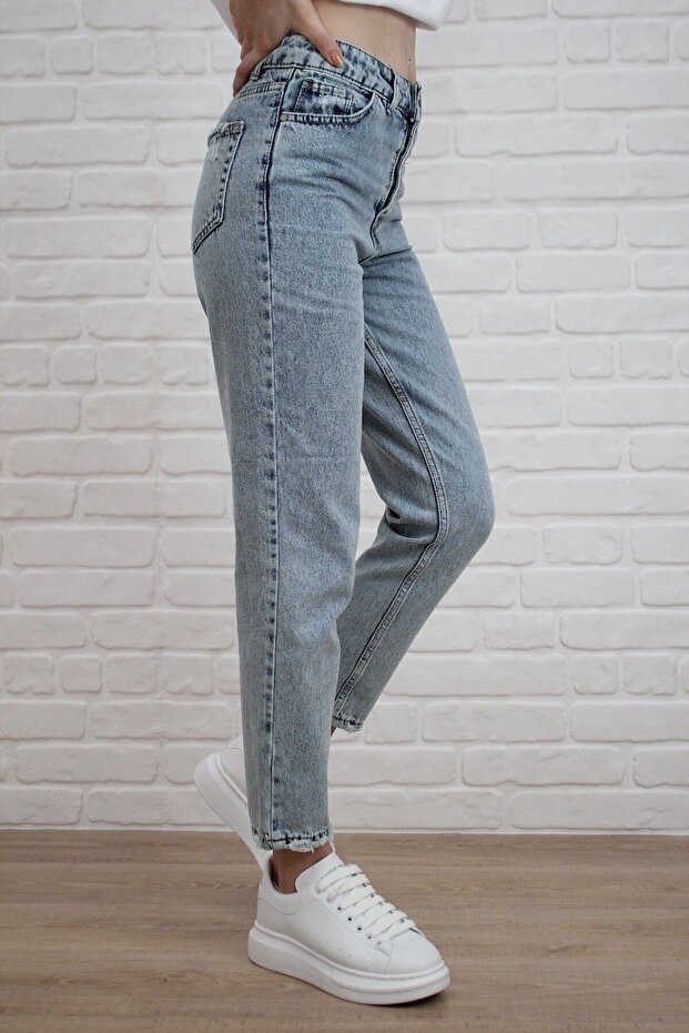 Jean trousers