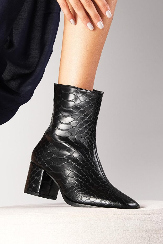 Macy Crocodile Patterned Black Women's Heeled Boots