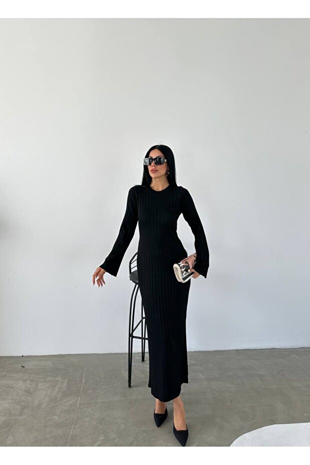 Triko Siyah Elbise - 3