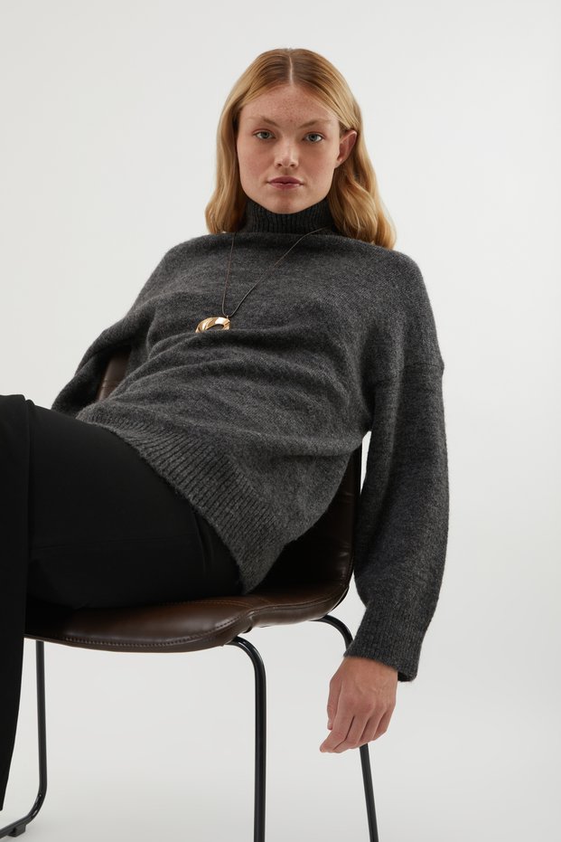 FISHER COLLAR OVERSIZE SWEATER