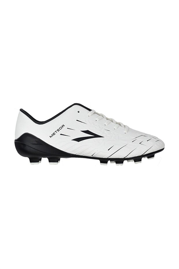 حذاء رياضي من Meteor 20 Crampon باللون الأبيض