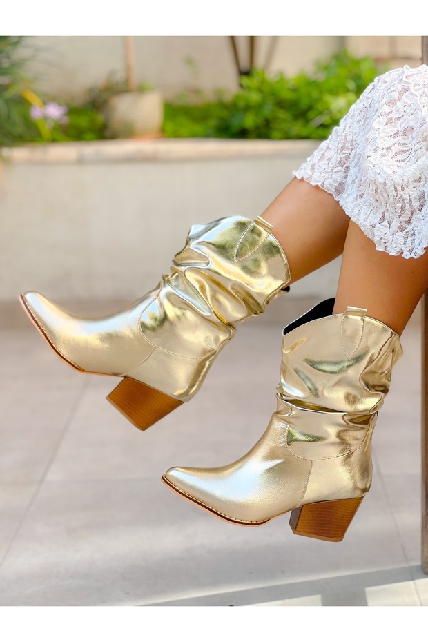 Tokyo Gold Metal Gusseted Short Dallas Boots