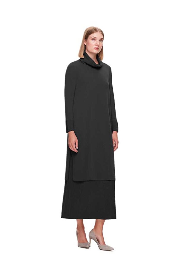 Black Turtleneck Long Dress T25K-4004