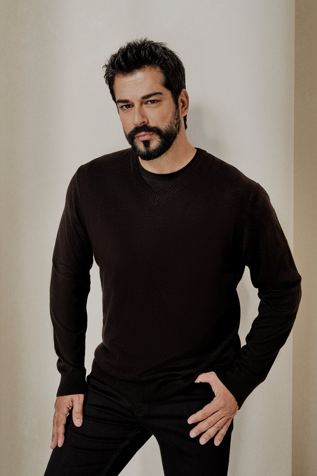 Erkek Siyah Tüylenme Yapmayan Anti-pilling Standart Fit Normal Kesim V Yaka Triko Kazak - 2