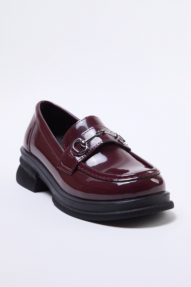 Bordo Tokalı Rugan Kalın Taban Kadın Loafer Ayakkabı TAKAW25LA00000 - 2