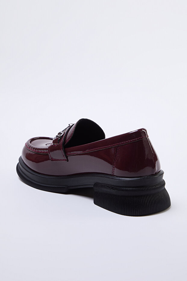 Bordo Tokalı Rugan Kalın Taban Kadın Loafer Ayakkabı TAKAW25LA00000 - 4