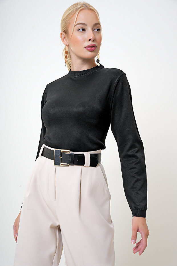 Kadın Siyah Bisiklet Yaka Basic Bluz PRM1064 - 1