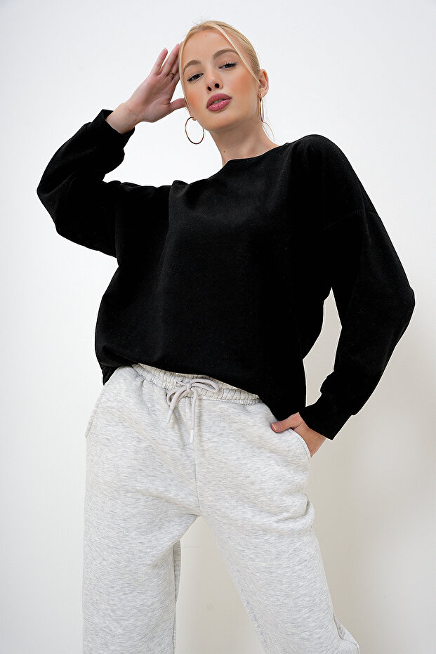 Kadın Siyah Bisiklet Yaka Oversize Basic Sweatshirt PRM1096 - 5