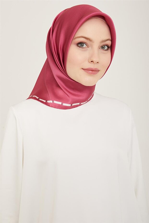 Sura Silk Scarf 24Ya9165 11 51