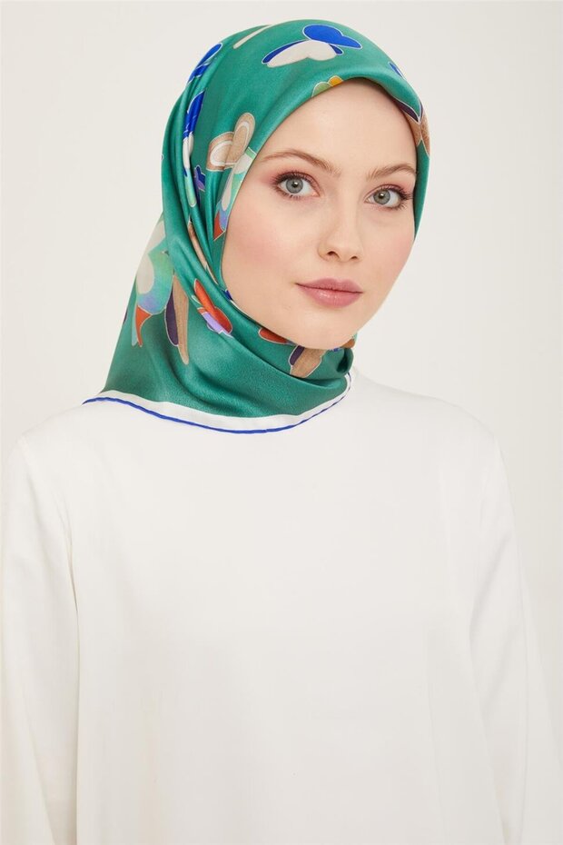 Geometric Patterned Sura Silk Scarf 24Ya9147 36 84
