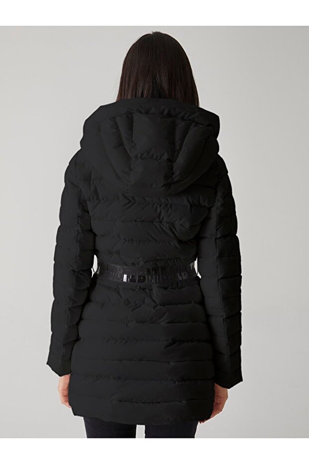 Kemerli Siyah Ceket - 3