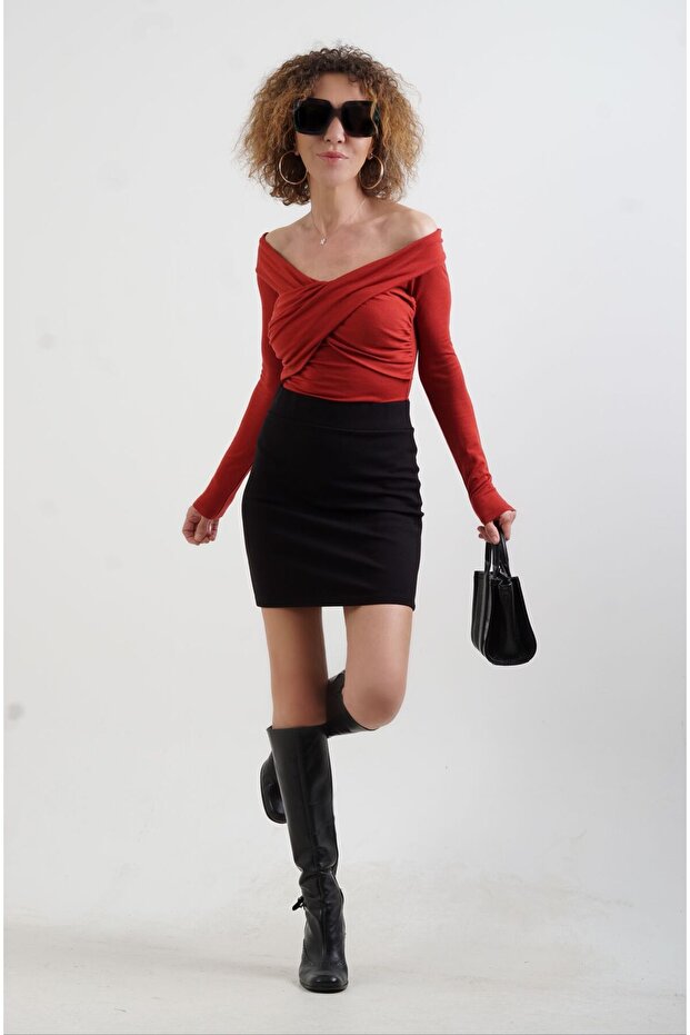 Black Basic Mini Skirt