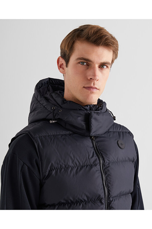 Erkek Siyah Kapüşonlu Yelek - 4