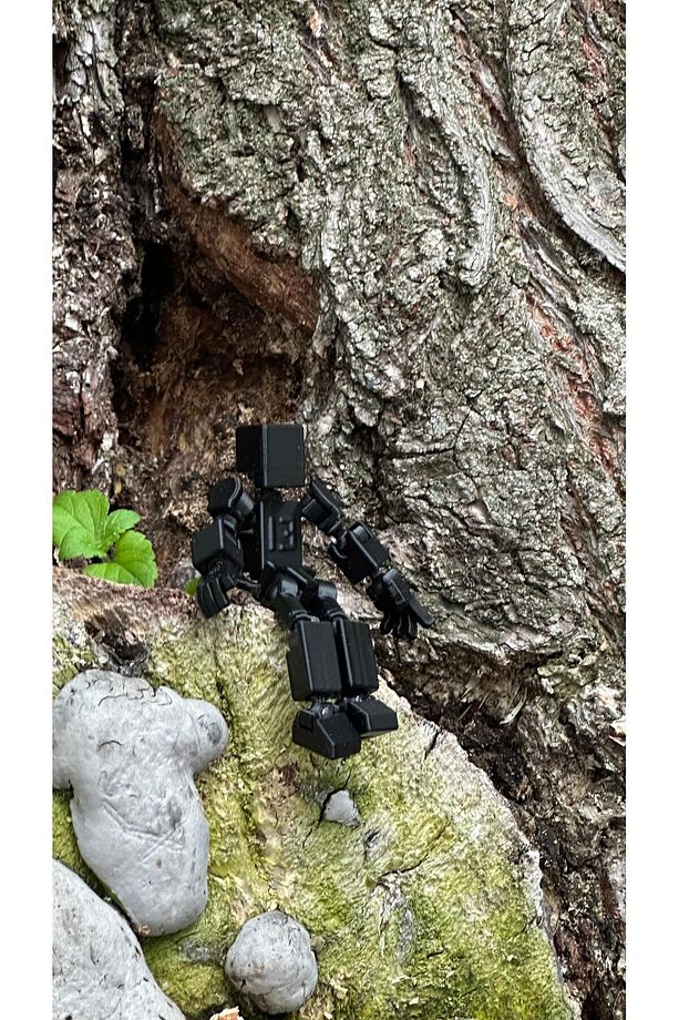 Hareketli Mini 13 Robot Oyuncak 8 Cm - Siyah Siyah 1 Adet - 1