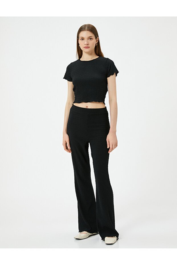 Textured Short Sleeve Crop T-Shirt - Crew Neck