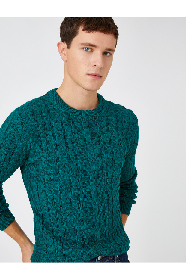 Basic Knitwear Sweater Braided Crew Neck