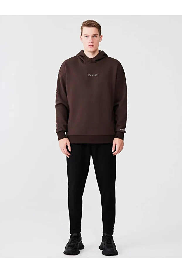 Sloganlı Kapüşonlu Regular Kahve Rengi Sweatshırt - 1