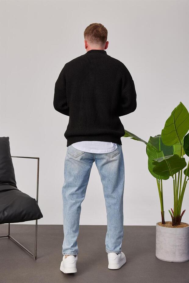 Yakası Fermuarlı Siyah Örme Triko - 4