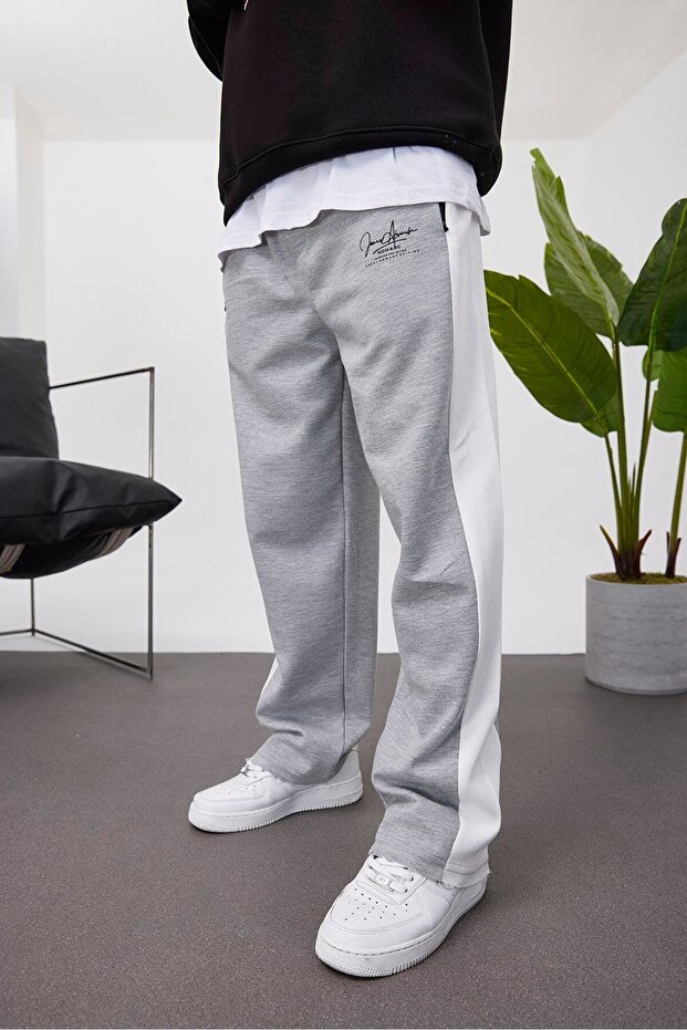 Gray Sweatpants with Bowknot Pattern - 3
