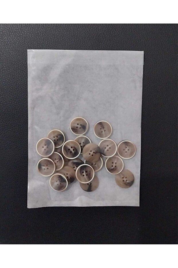 زر بوليستر منقوش باللون البيج قطر 2 سم 20 قطعة. - 4