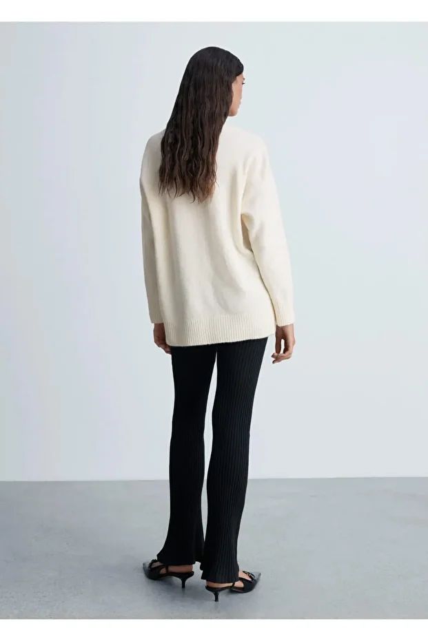 Sivri yaka oversize kazak - 4