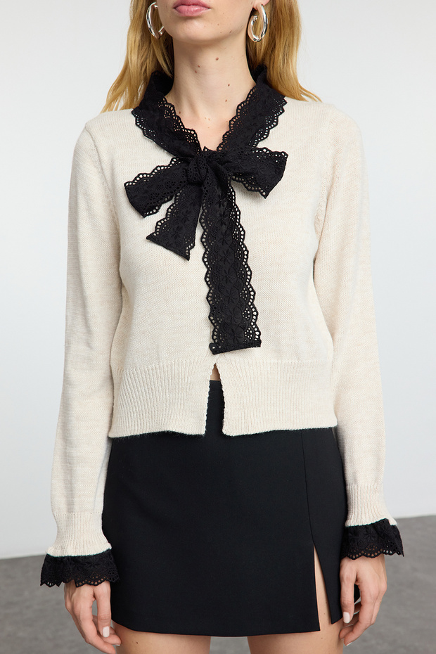 Vizon Crop Dantel Garnili Renk Bloklu Triko Hırka TWOAW25HI00251 - 3