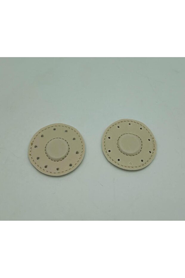 Angel Round Hidden Magnet Cream Artificial Bag Accessory