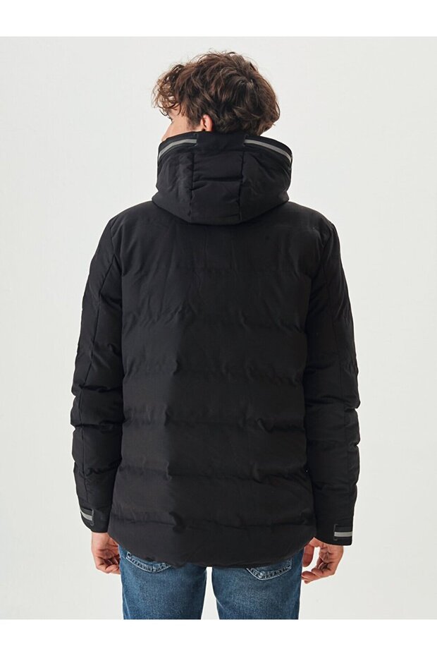 Şişme Kontrast Şeritli Siyah Mont - 4