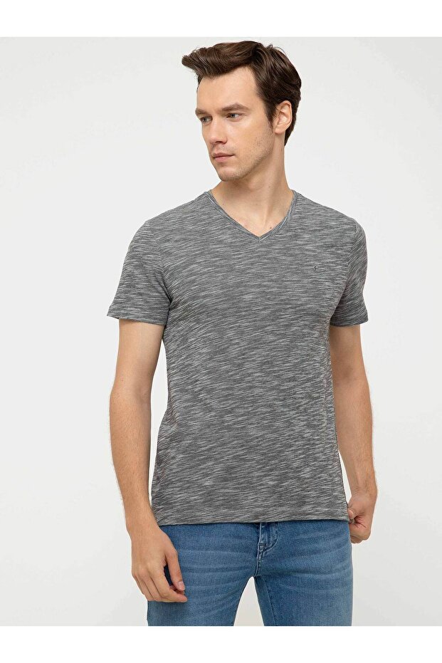 Black V-Neck T-Shirt 50202493-Vr046