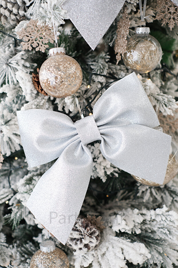 قطعة واحدة من زينة شجرة عيد الميلاد على شكل فيونكة فضية مقاس 25 سم