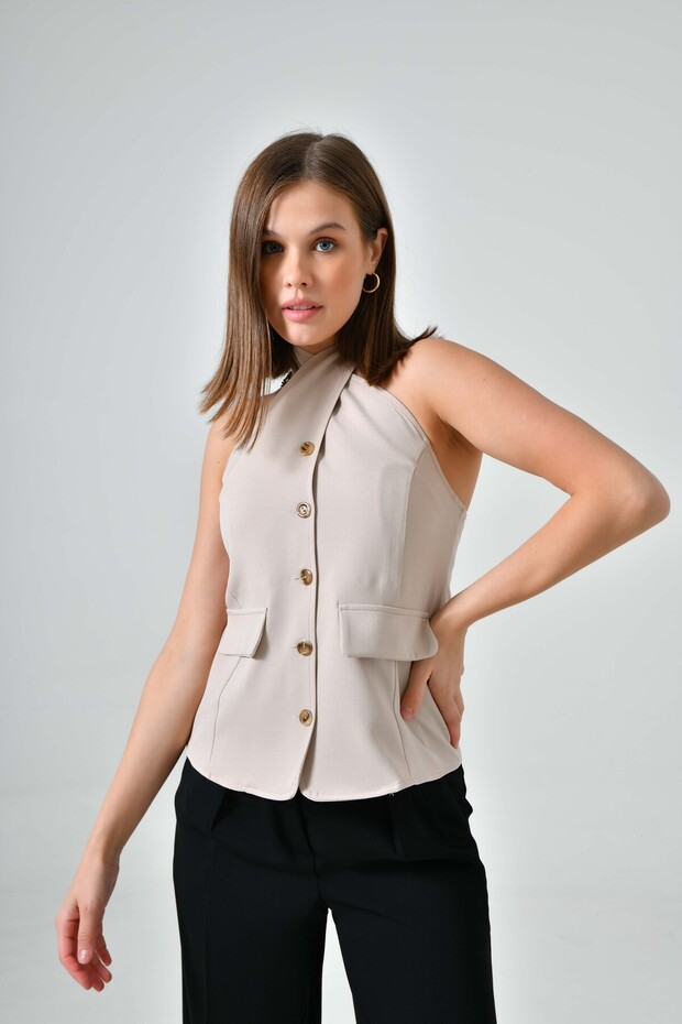 Back Low-cut Vest with Jewelled Collar and Pocket Detail