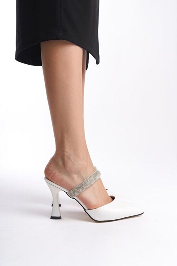 Faylinn White Medium Heeled Evening Dress Shoes - 8 CM