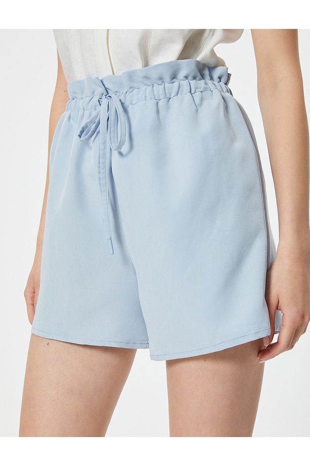 Beli Bağcıklı Mini Şort Rahat Kalıp Cepli - 5