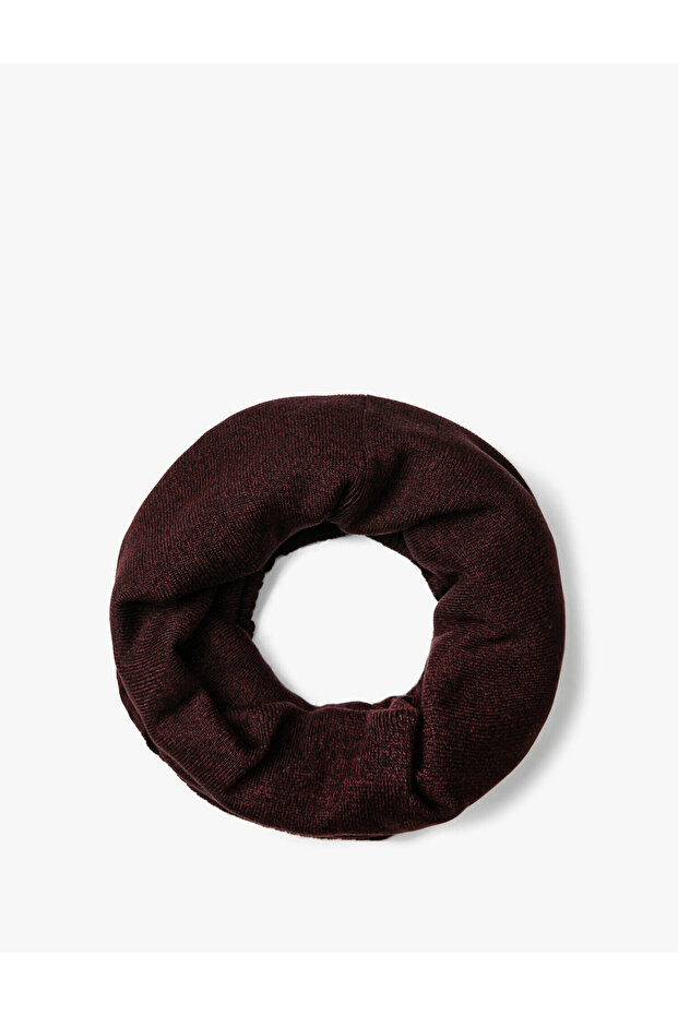 Knitted Neck Collar with Tie Detail