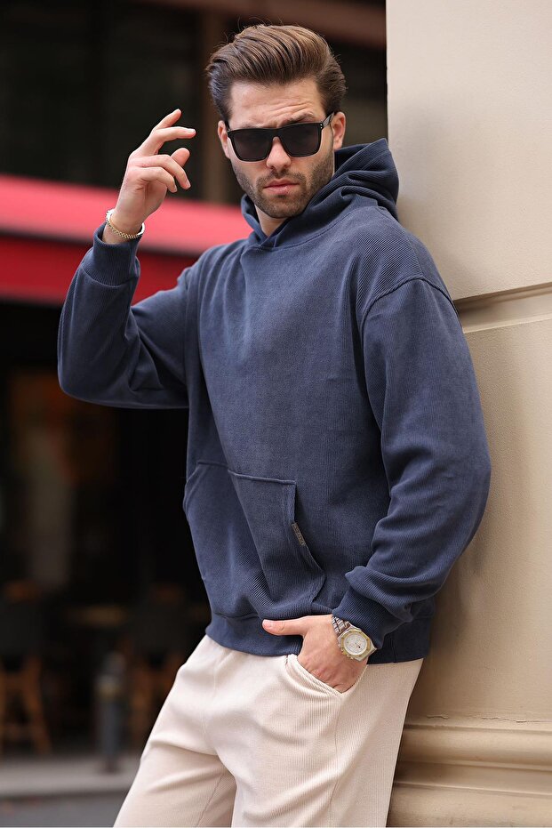Smoked Hooded Textured Sweatshirt with Pocket Detail E7101