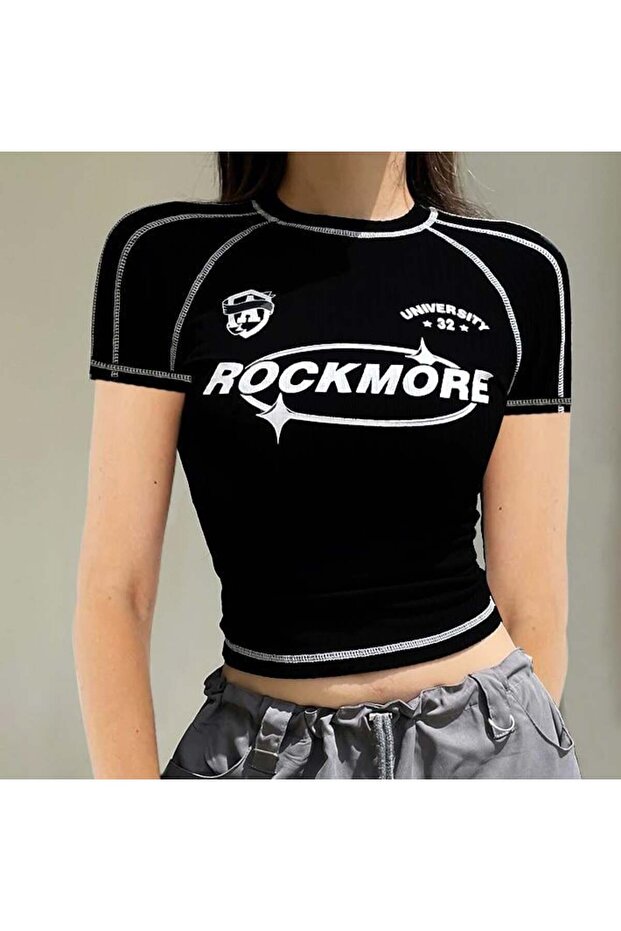 أسود Rockmore University 32 قصير الأكمام