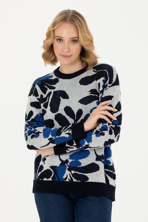 Women's Cream Crew Neck Sweater 50272036-Vr071