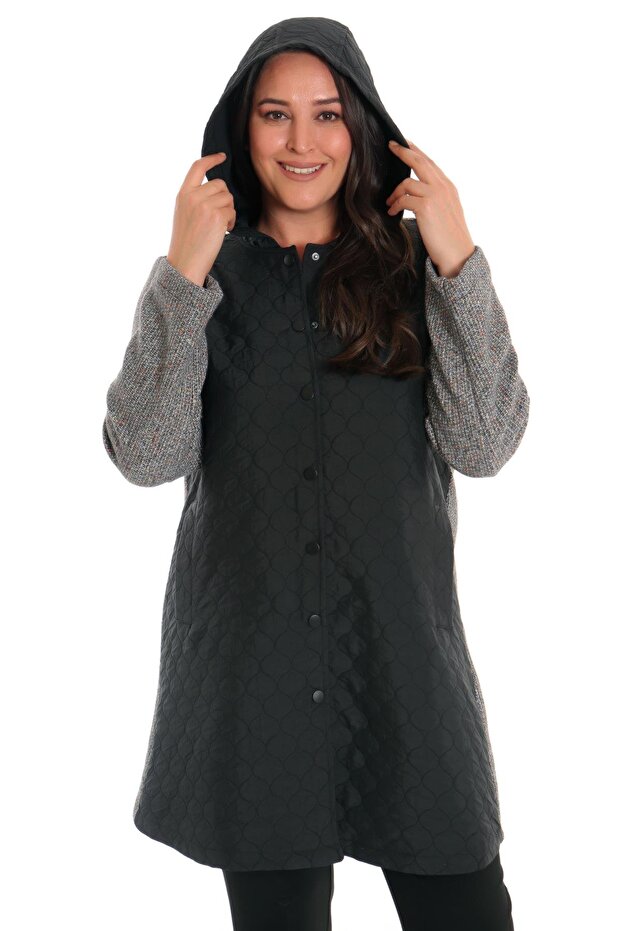 Trend42plus Black Quilted Coat with Snap Button - 5