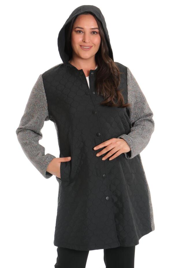 Trend42plus Black Quilted Coat with Snap Button - 2