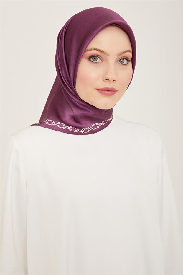 Classic Patterned Twill Silk Scarf 24Ya9154 53 06