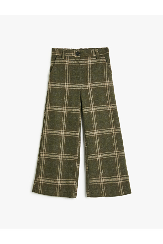 Wide Leg Trousers with Button Closure and Pockets