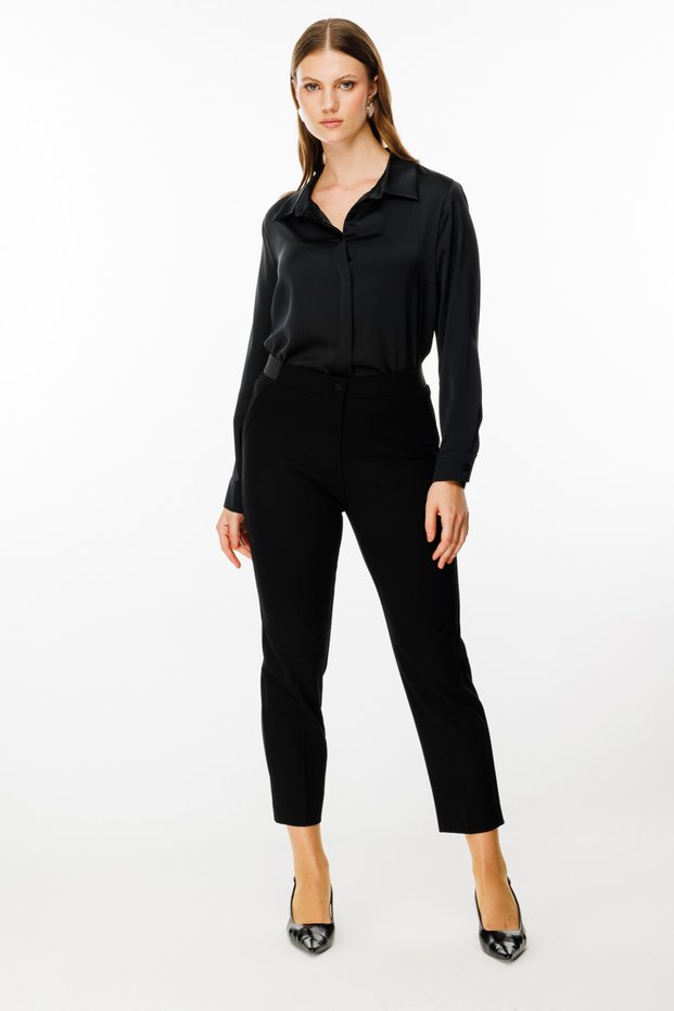 Ornamental Pocket Waist Elastic Trousers