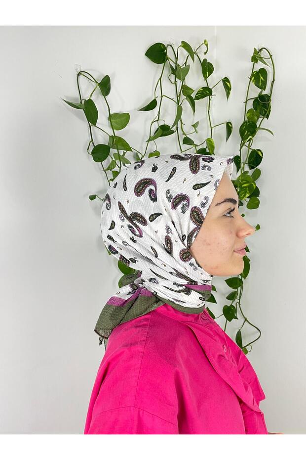 وشاح كتابة قطني منقوش من Mio Cazz