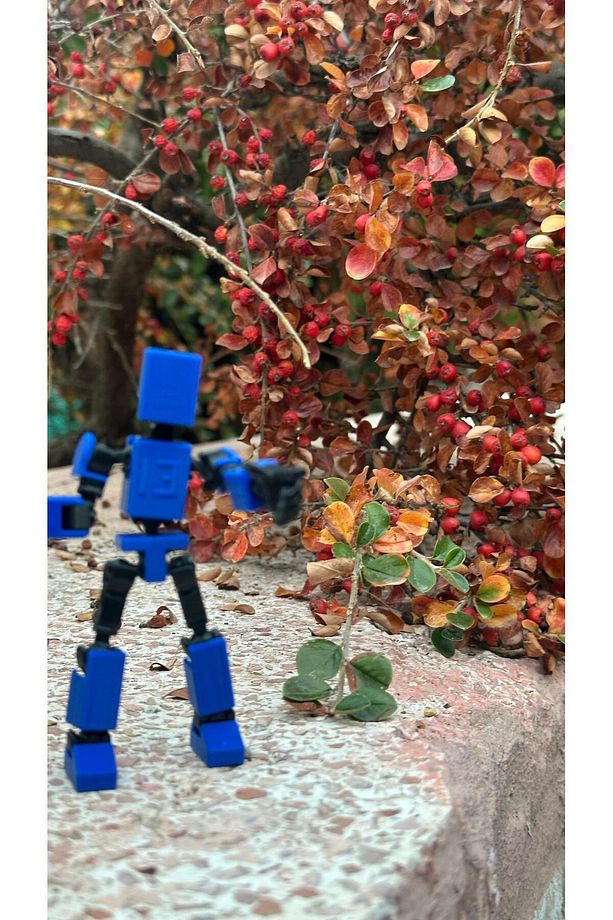 Hareketli Mini 13 Robot Oyuncak 8 Cm - Mavi Siyah 1 Adet - 3