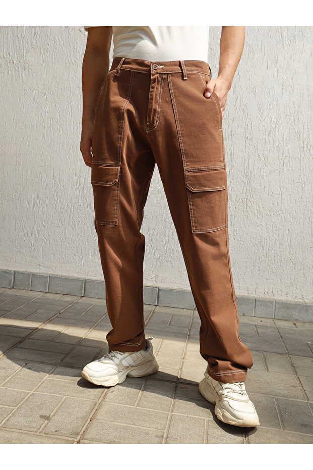 Straight Fit Front Flap Pocket Detail Pants