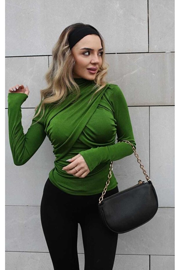 Green Half-Neck Gathered Long Sleeve Sandy Blouse