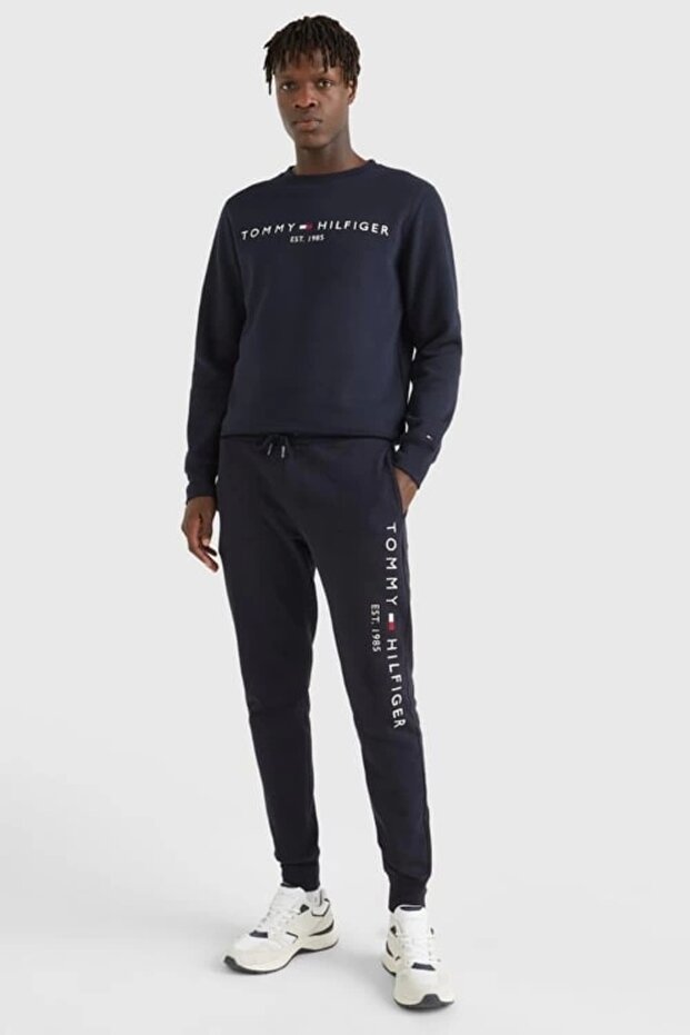بدلة رياضية للرجال من Tommy Hilfiger باللون الأزرق الداكن JOGGER