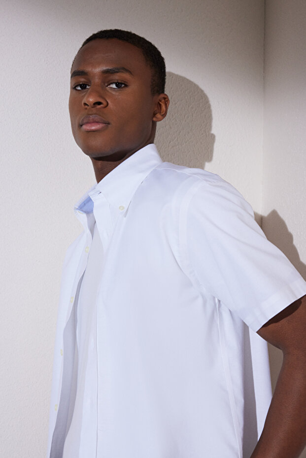 Erkek Beyaz Ütü Gerektirmeyen Regular Fit Geniş Kesim Non-Iron Gömlek - 3